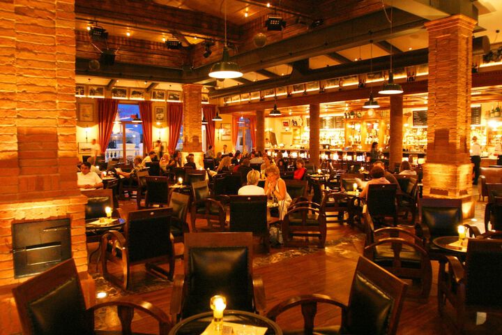 Dining 50 of 57