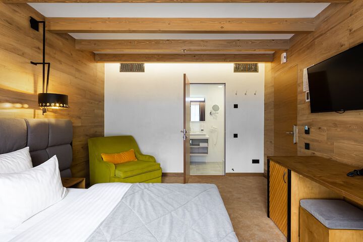 Room 61 of 262