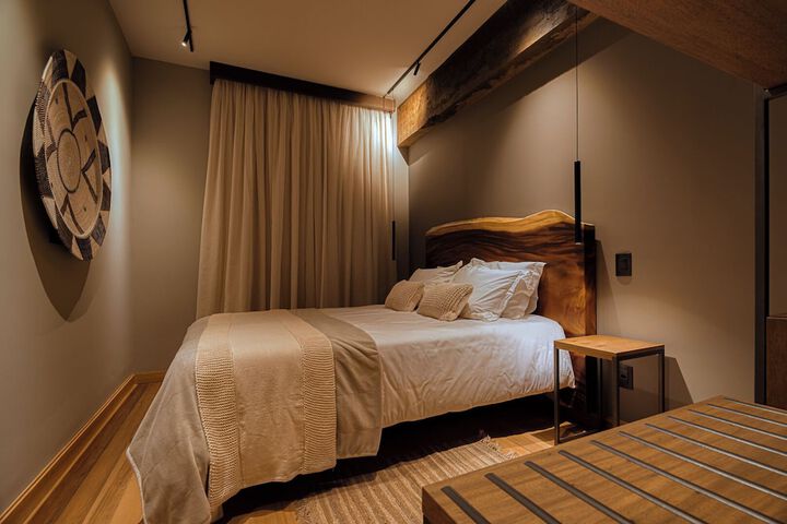 Room 34 of 92