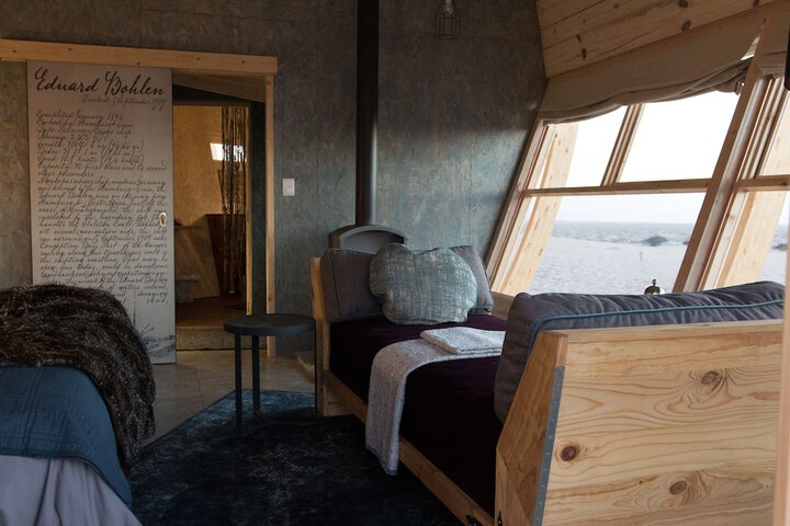 Room 12 of 73