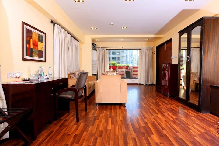 Room 20 of 38