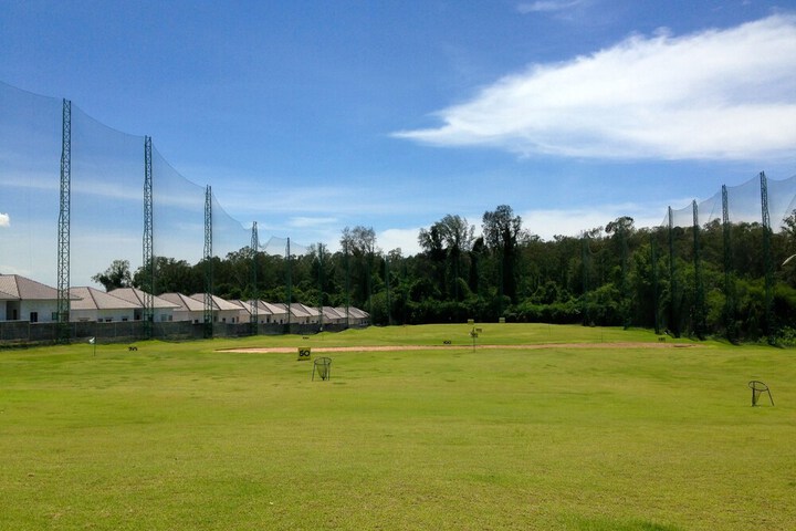 Golf 28 of 60