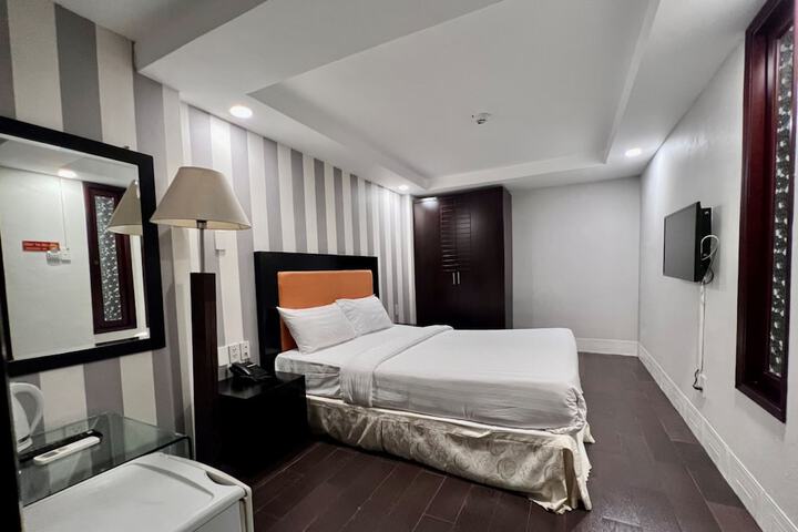 Room 29 of 47