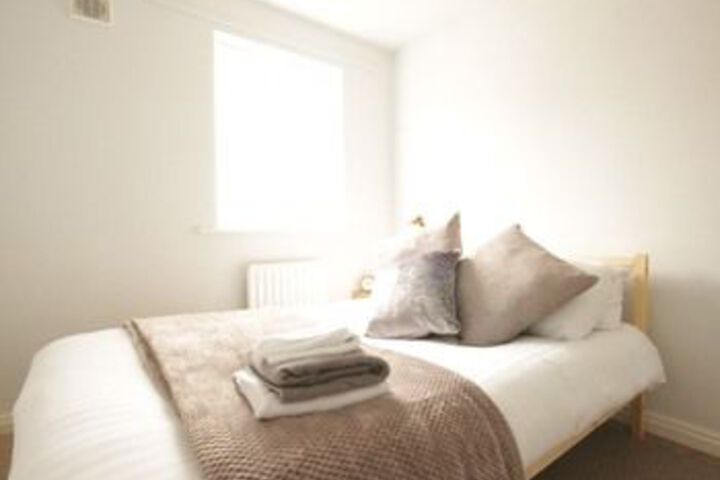 Room 8 of 19