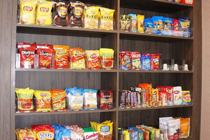 Snack bar