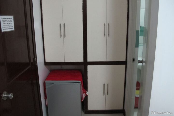Room 34 of 65