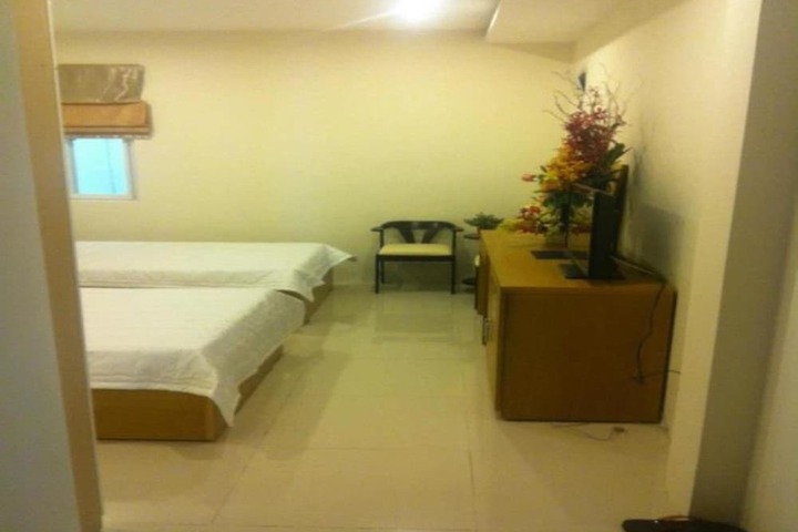 Room 6 of 21