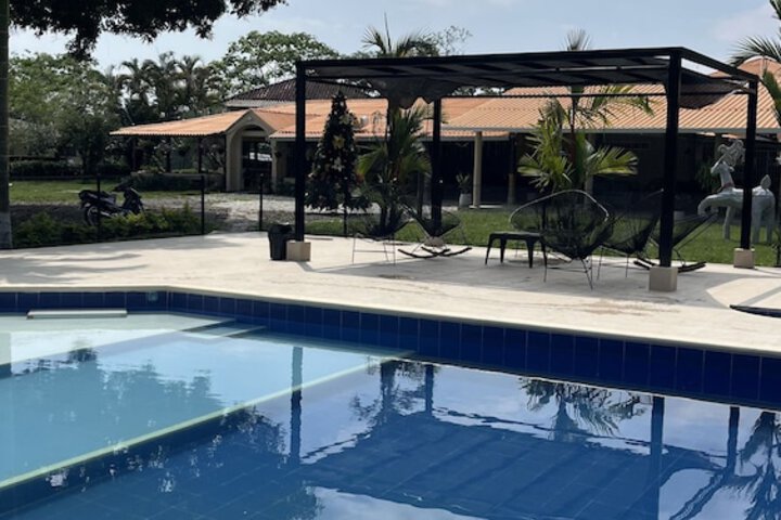 Pool 16 of 27