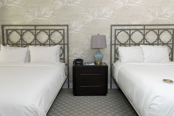 Room 28 of 49