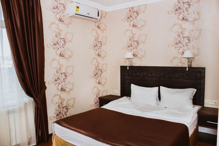 Room 8 of 54