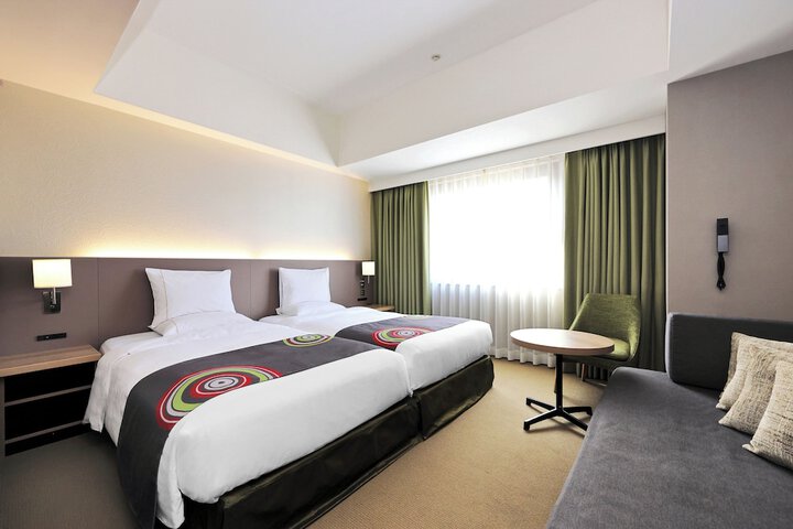 Room 16 of 55