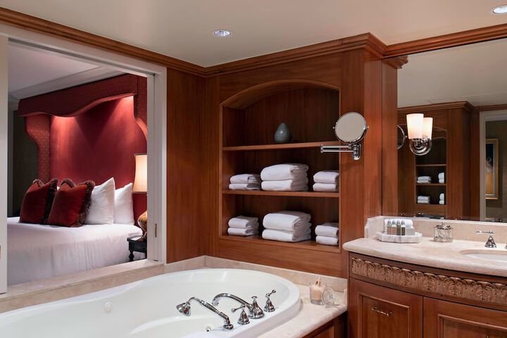 Room 12 of 53