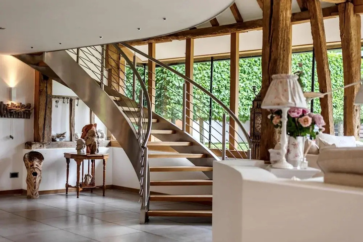Luxury 3 Bedroom Barn Conversion - Canterbury
