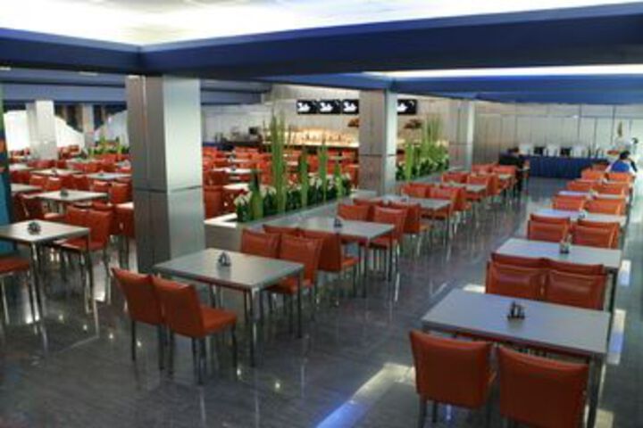 Dining 79 of 87