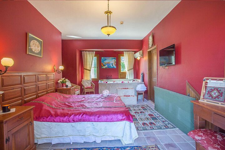 Room 16 of 64