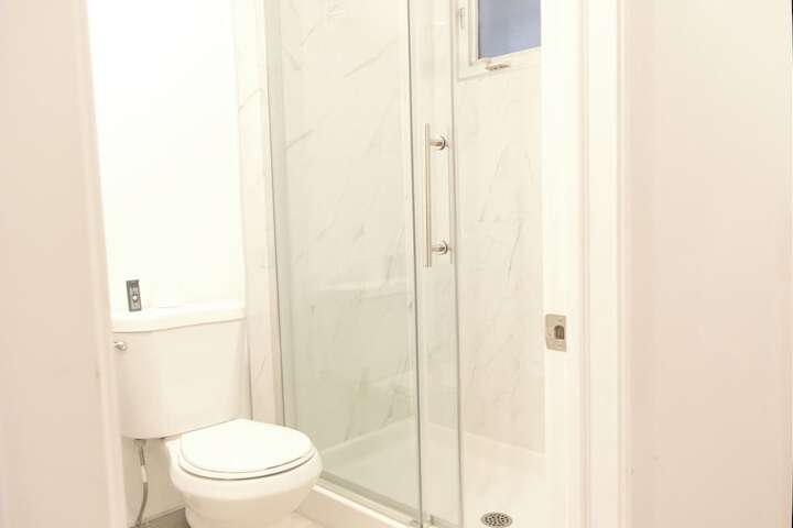 Room 40 of 61