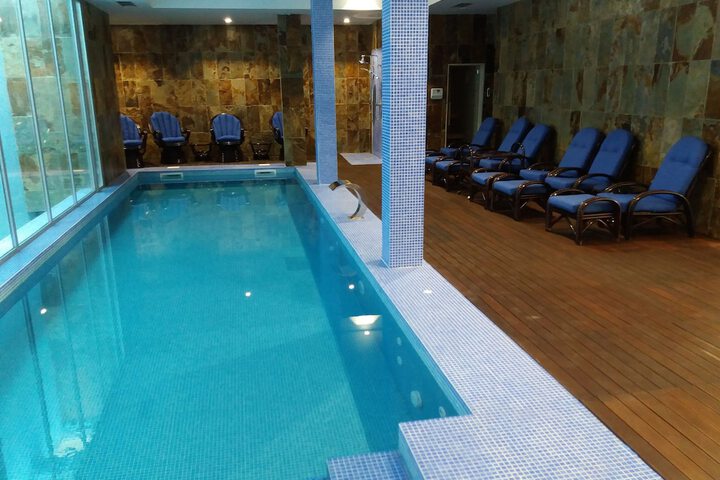 Pool 20 of 29