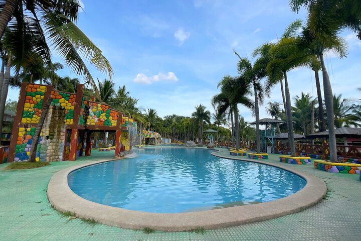 Pool 143 of 200
