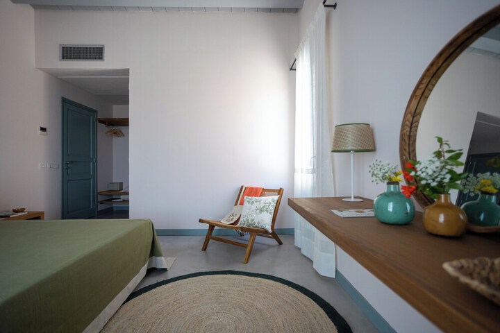Room 15 of 64