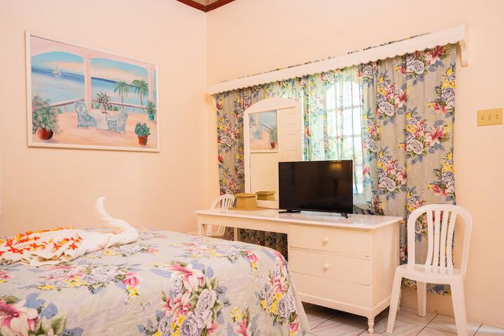 Room 13 of 61