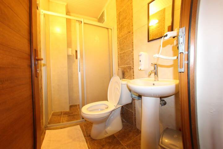Clean Restrooms