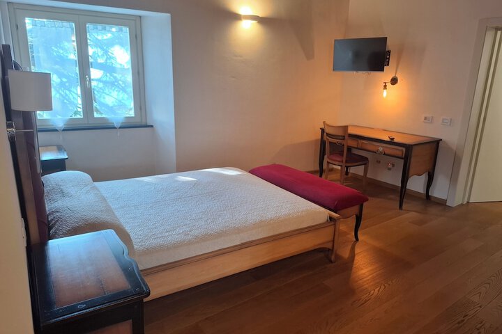 Room 19 of 84