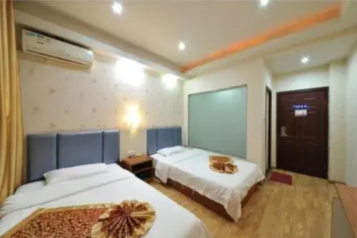 Room 2 of 6