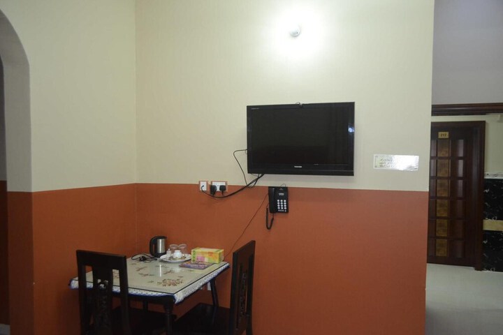 Room 25 of 57