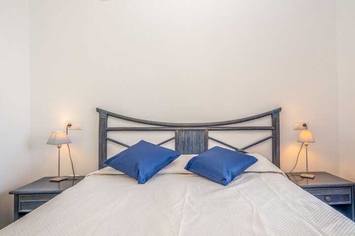 Room 3 of 26
