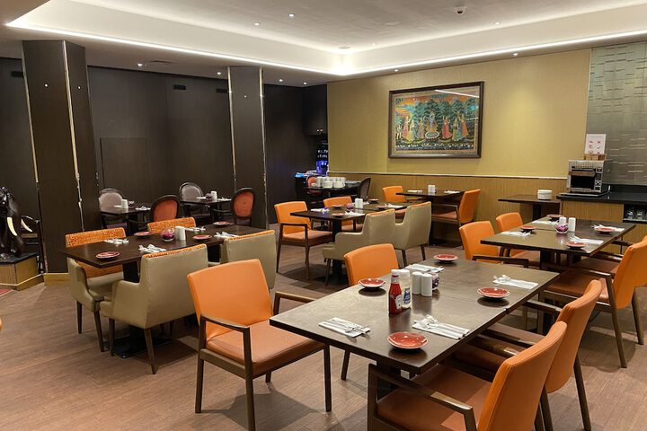 Dining 99 of 127