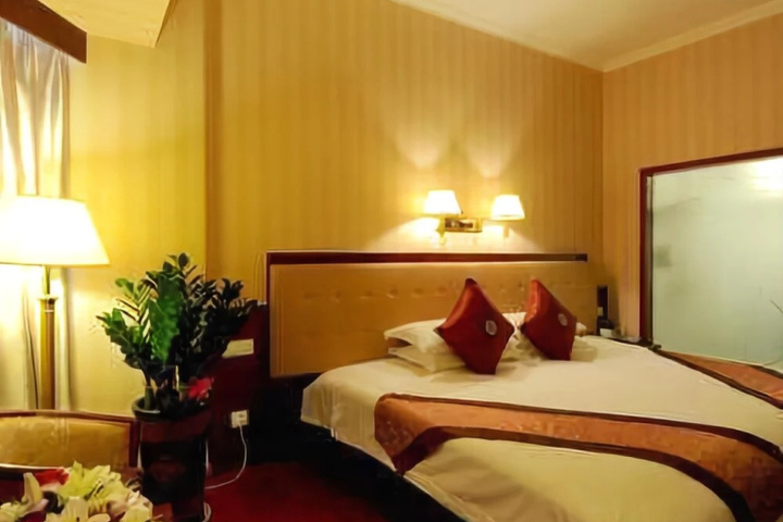 Xiong Zhen Hotel