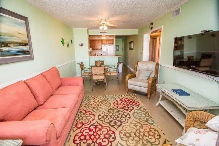 Room 5 of 15