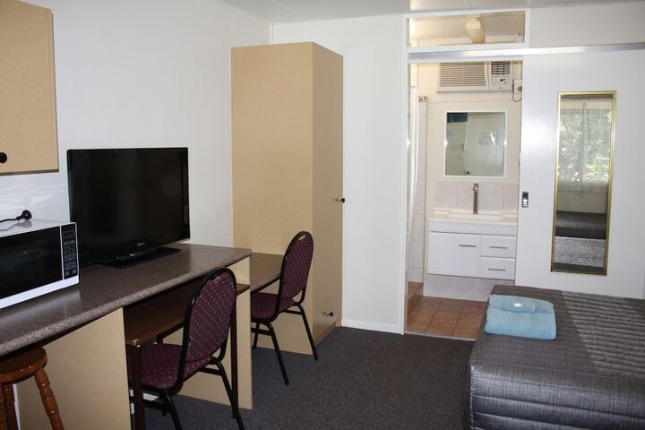 Room 12 of 63