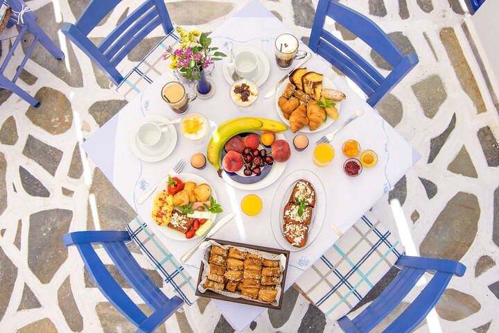 Breakfast/Coffee Service 58 of 82