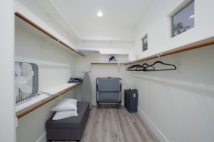 Room 19 of 57