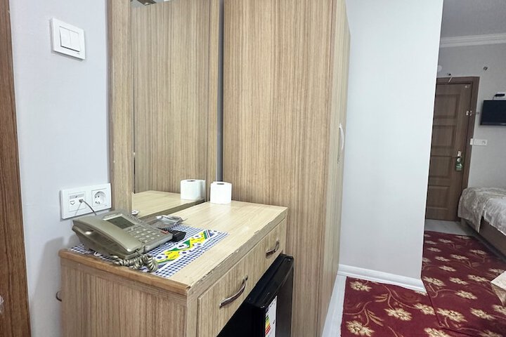 Room 16 of 41
