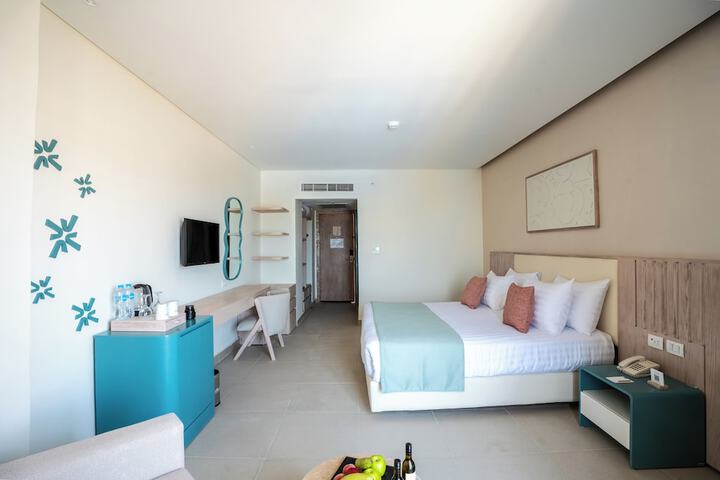 Room 8 of 29