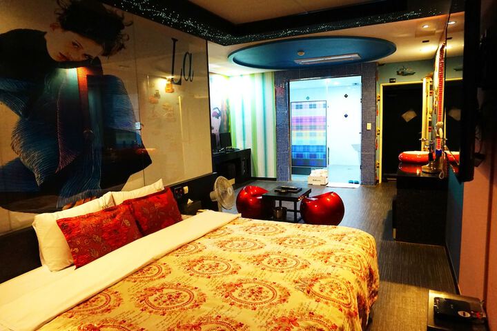 Room 20 of 54