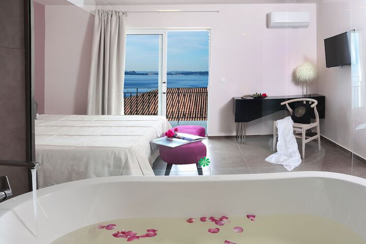 Room 42 of 68
