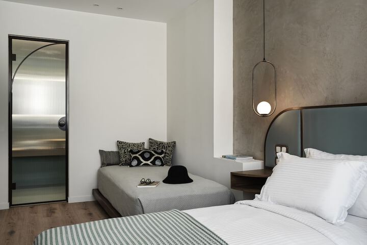 Room 16 of 58