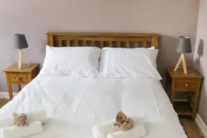 Room 2 of 14