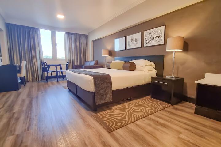 Room 45 of 137