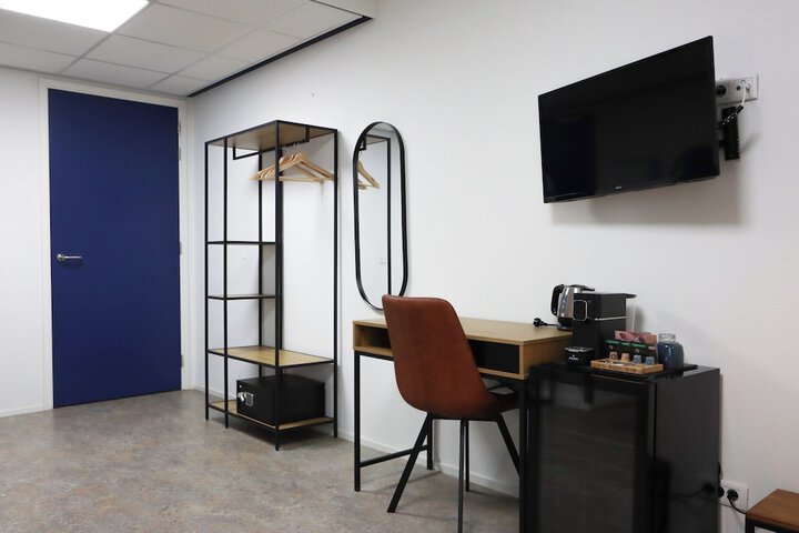 Room 20 of 46