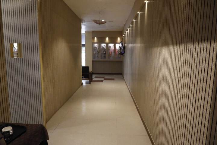 Hotel Interior 4 of 15