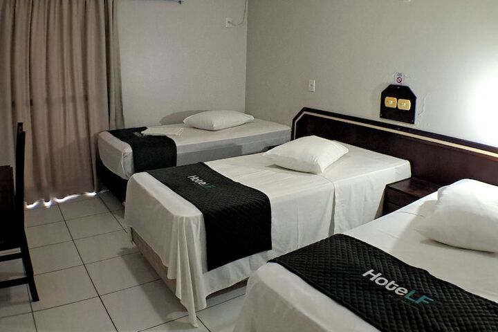 Room 14 of 35