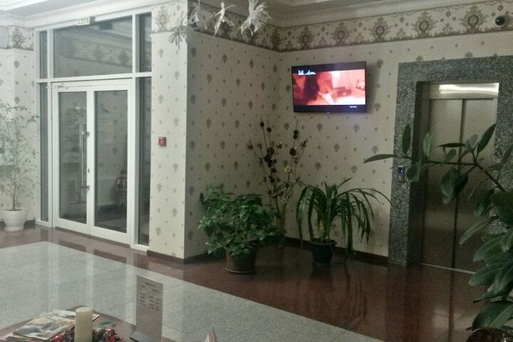 Hotel 2 of 49