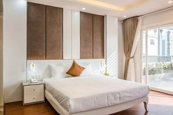 Room 3 of 41