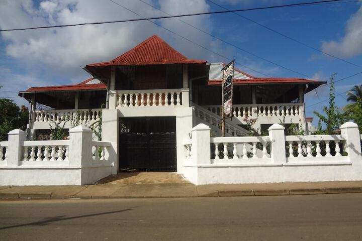 Hotel 5 of 25