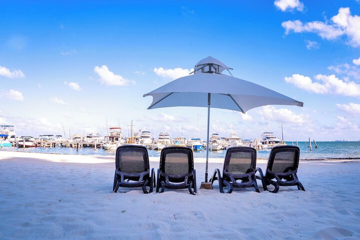 Beach 113 of 136