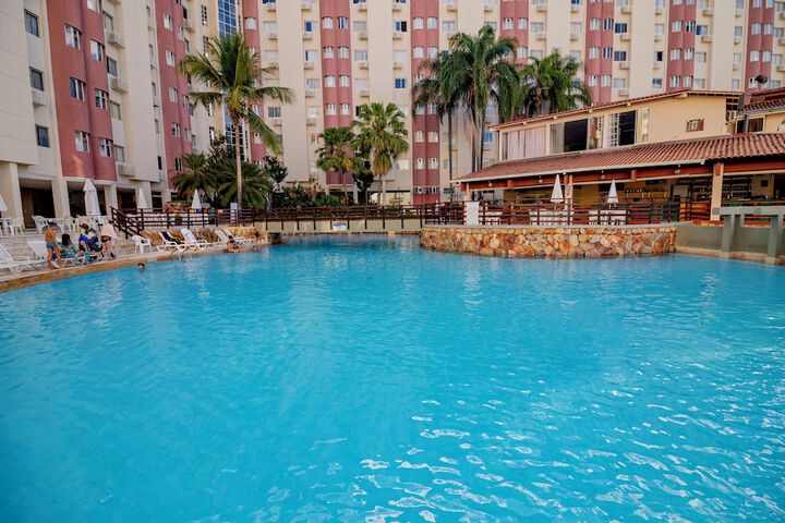Pool 17 of 27